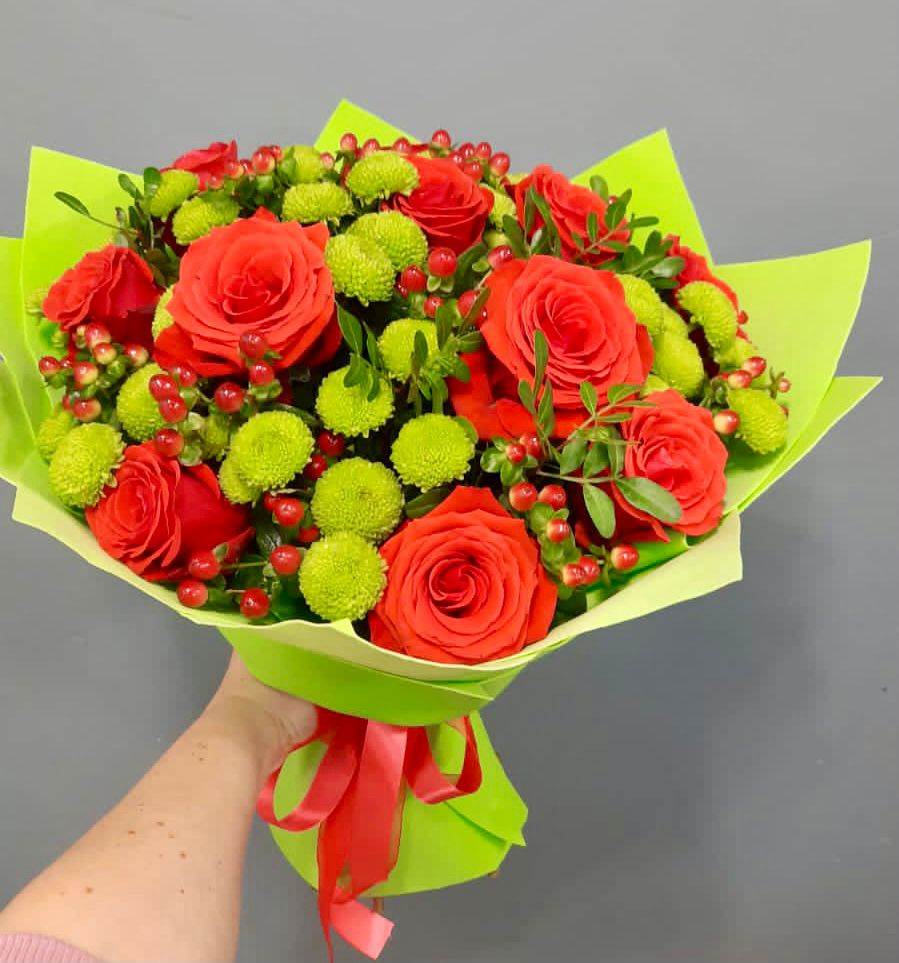 Букет цветов из: Хризантемы и Розы в Покровском Ростовской области