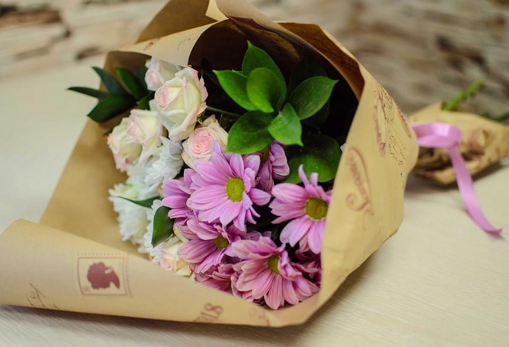 Букет цветов из: Розы и Хризантемы в Покровском Ростовской области