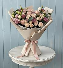 Букет цветов из:  Розы и Лизиантусы в Покровском Ростовской области