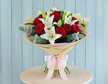 Букет цветов из:  Лилии и Розы в Покровском Ростовской области