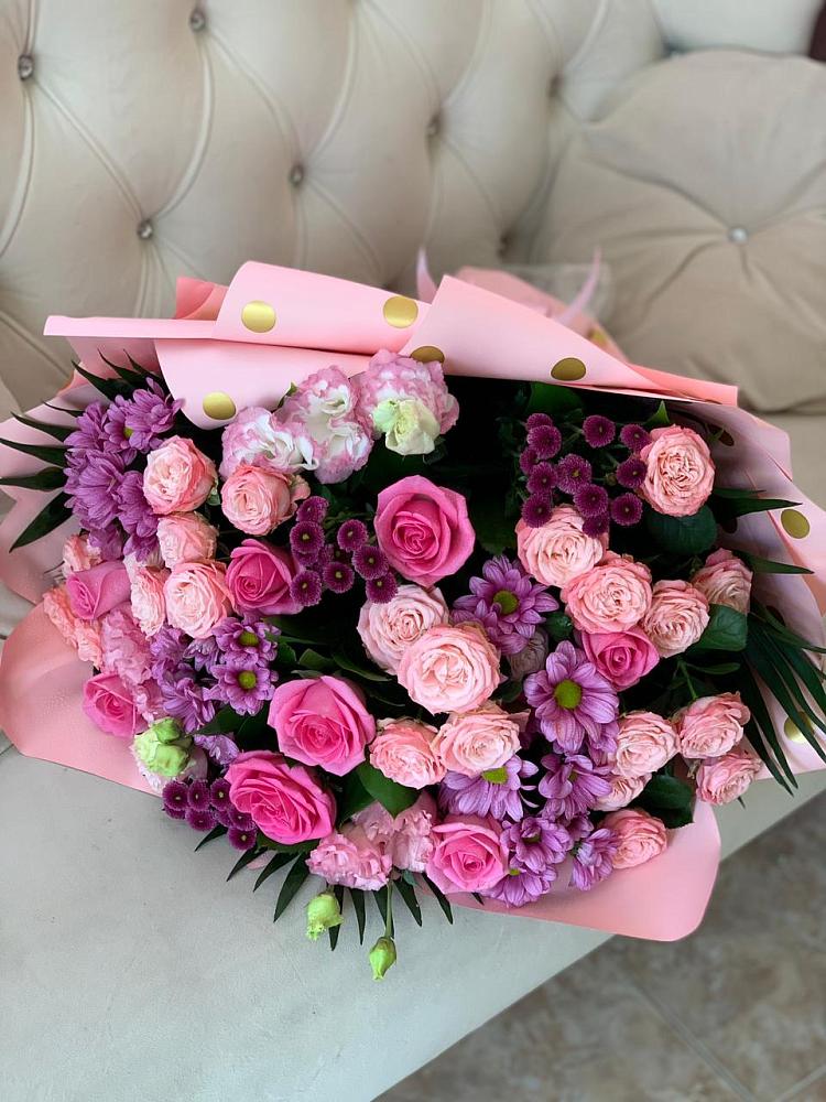 Букет цветов из: Хризантемы, Розы и Лизиантусы в Покровском Ростовской области