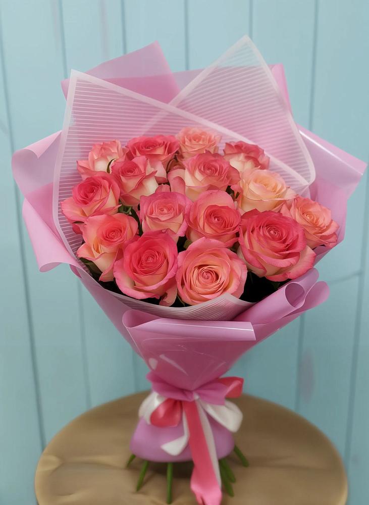 Букет 15 Розовых роз Равель в Покровском Ростовской области