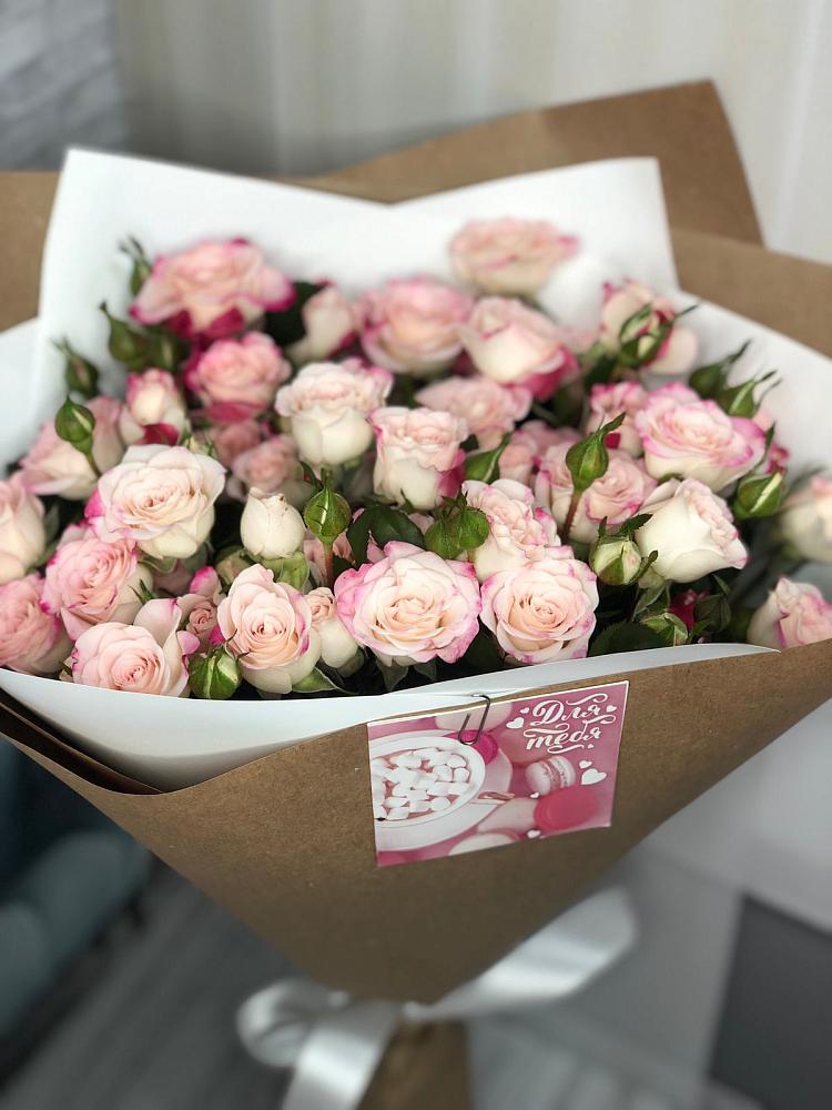 Букет цветов из: Розы в Покровском Ростовской области