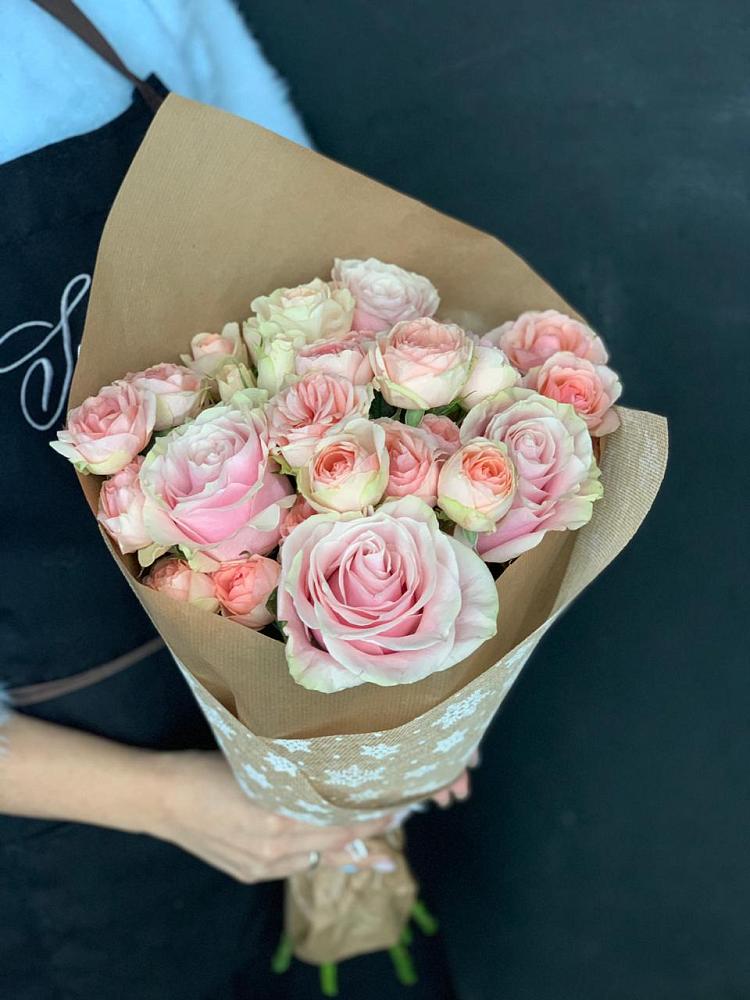 Букет цветов из: Хризантемы и Розы в Покровском Ростовской области