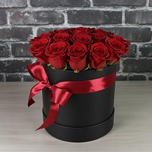 Цветочная композиция из Розы в шляпной коробке #REPLACE_PRED# Покровском Ростовской области