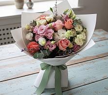 Букет цветов из:  Розы, Лизиантусы и Гвоздики в Покровском Ростовской области