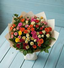 Букет Микс из разноцветных кустовых роз в Покровском Ростовской области