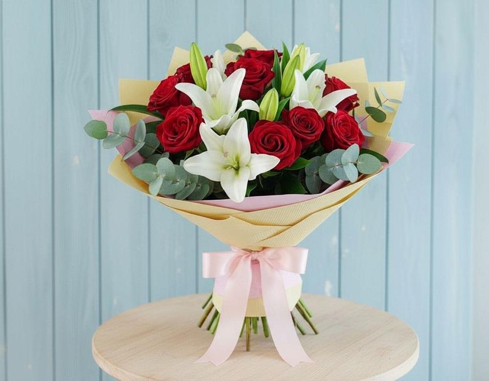 Букет цветов из: Лилии и Розы в Покровском Ростовской области